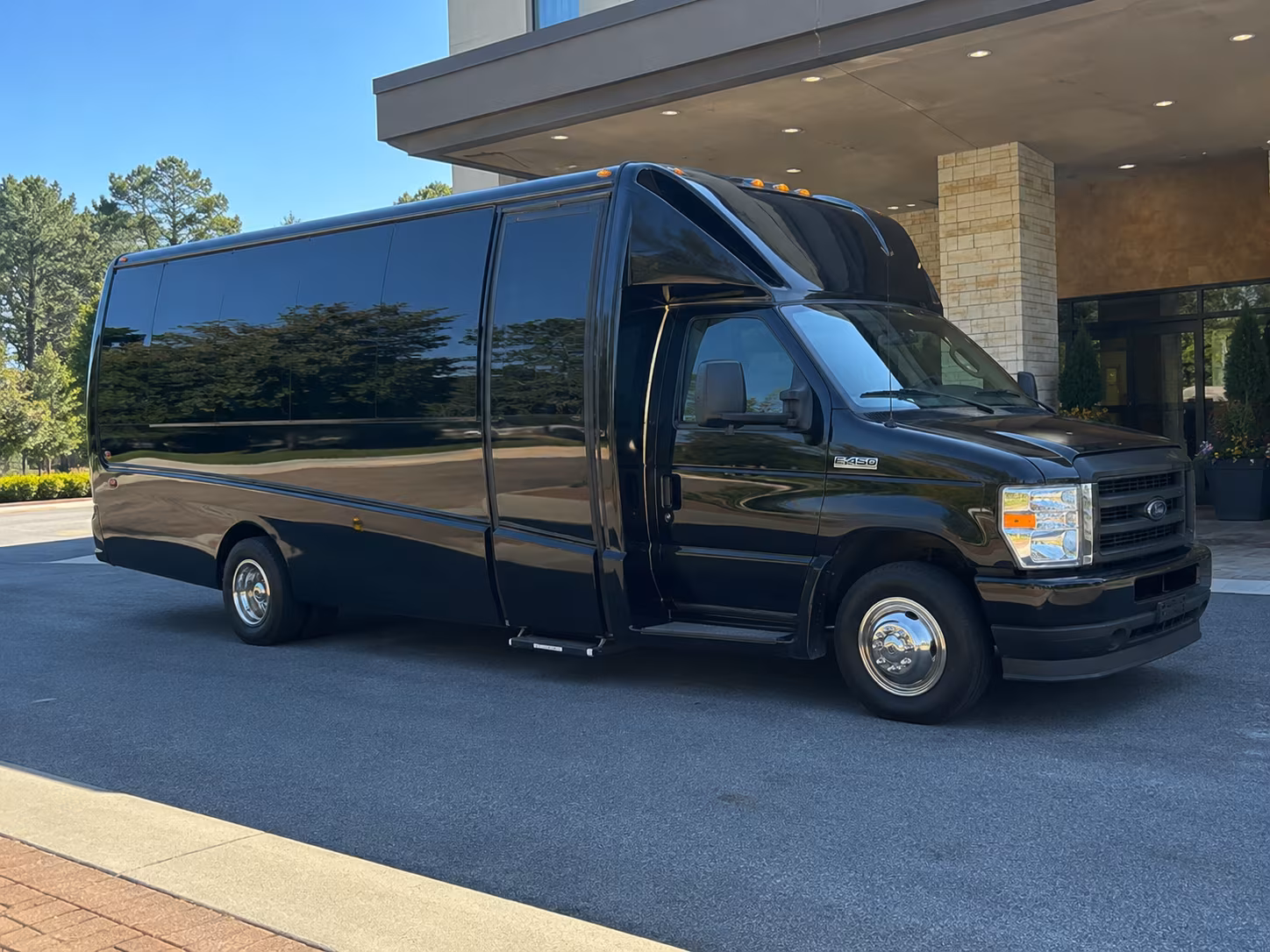 athens bus rentals for georgia road trips and tennessee travel