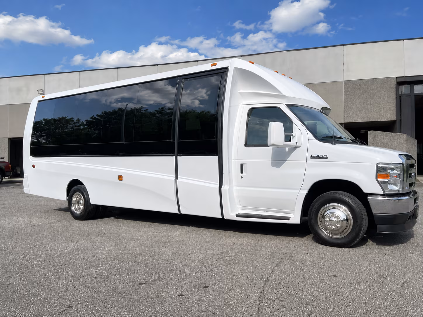 guest shuttles to tapped athens and wedding venues around athens